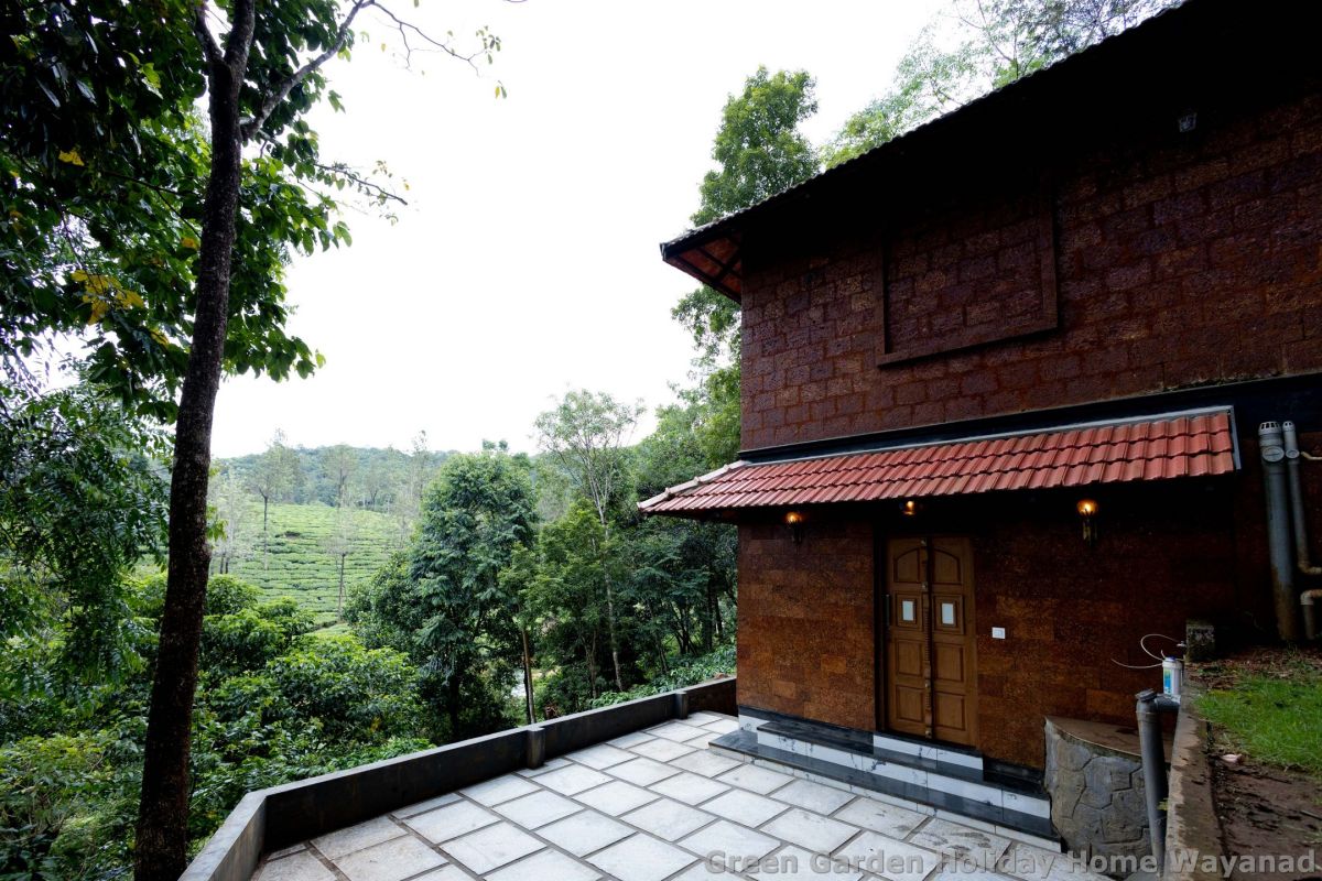 Dahlia Cottage